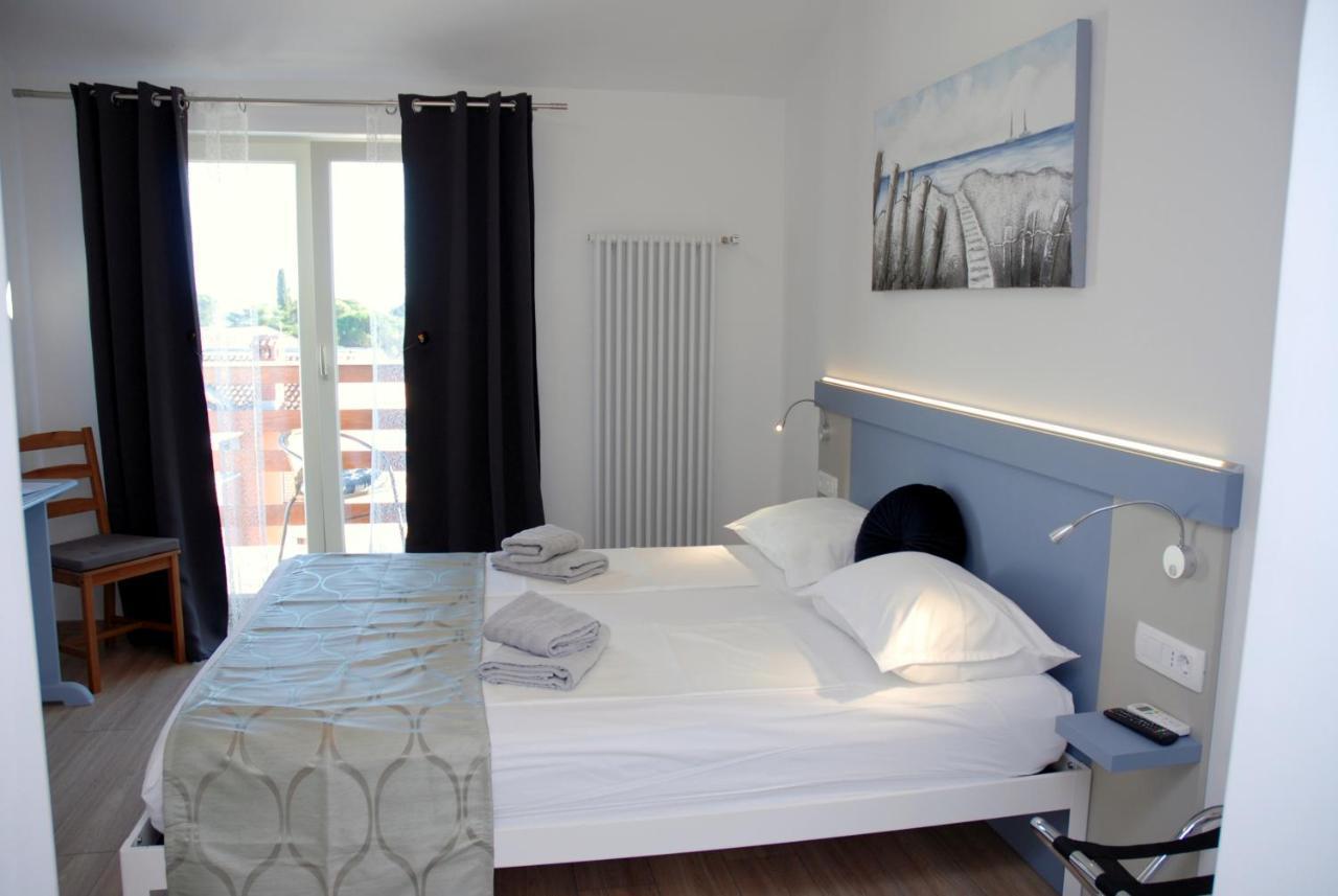 B&B Sea Joy Rovinj Bagian luar foto