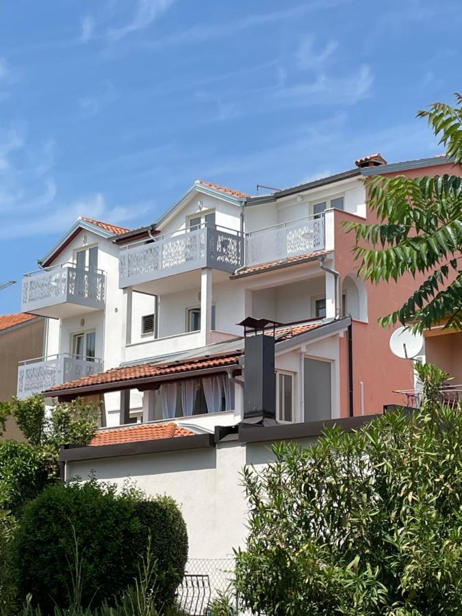 B&B Sea Joy Rovinj Bagian luar foto